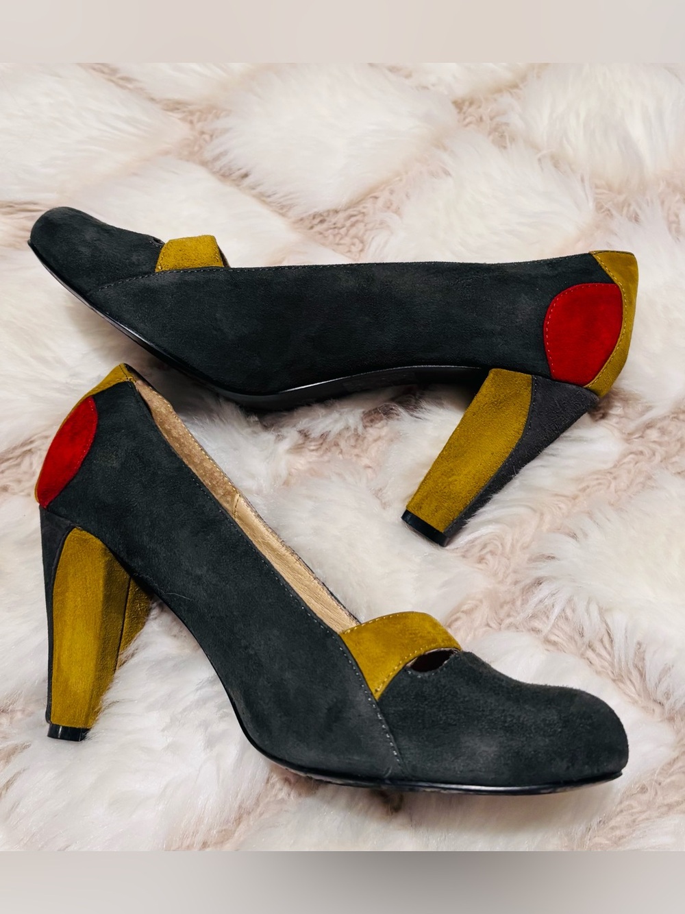 Farylrobin Colorblock Suede Retro Heels